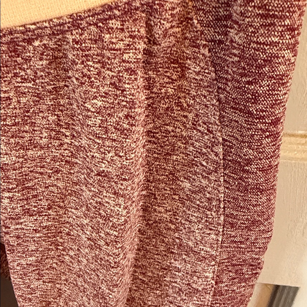 Gymshark Maroon Leggings - Picture 4 of 4